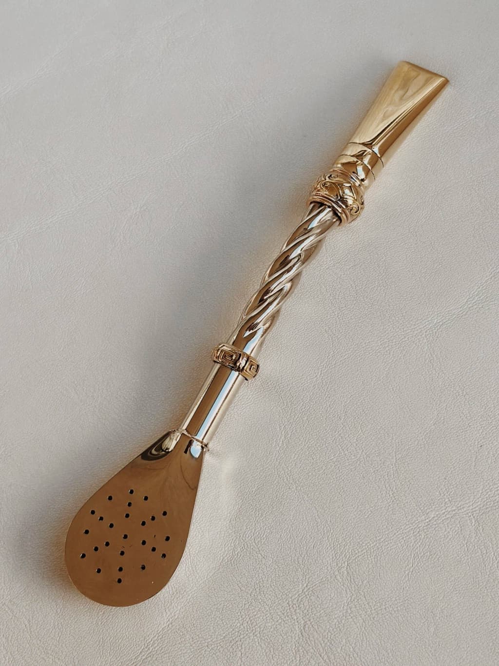 Bombillón Idaho Gold — Chiseled Alpaca, Bronze Trim